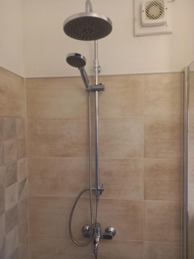 סומרטין Apartment Karmen מראה חיצוני תמונה
