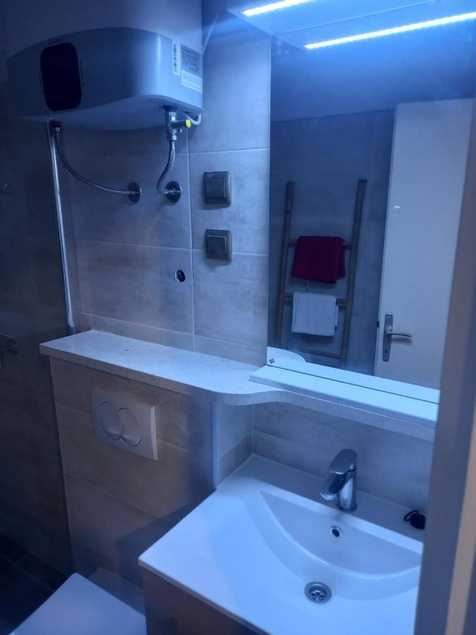 סומרטין Apartment Karmen מראה חיצוני תמונה