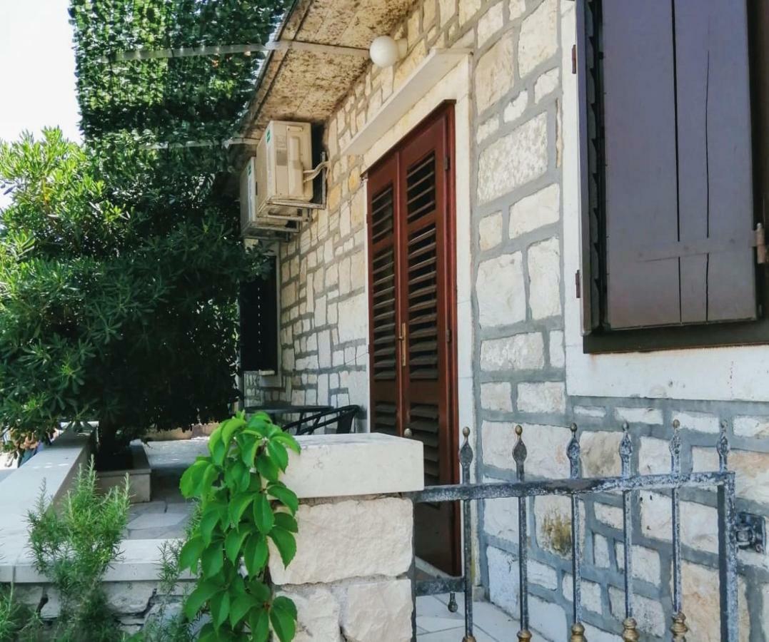 סומרטין Apartment Karmen מראה חיצוני תמונה