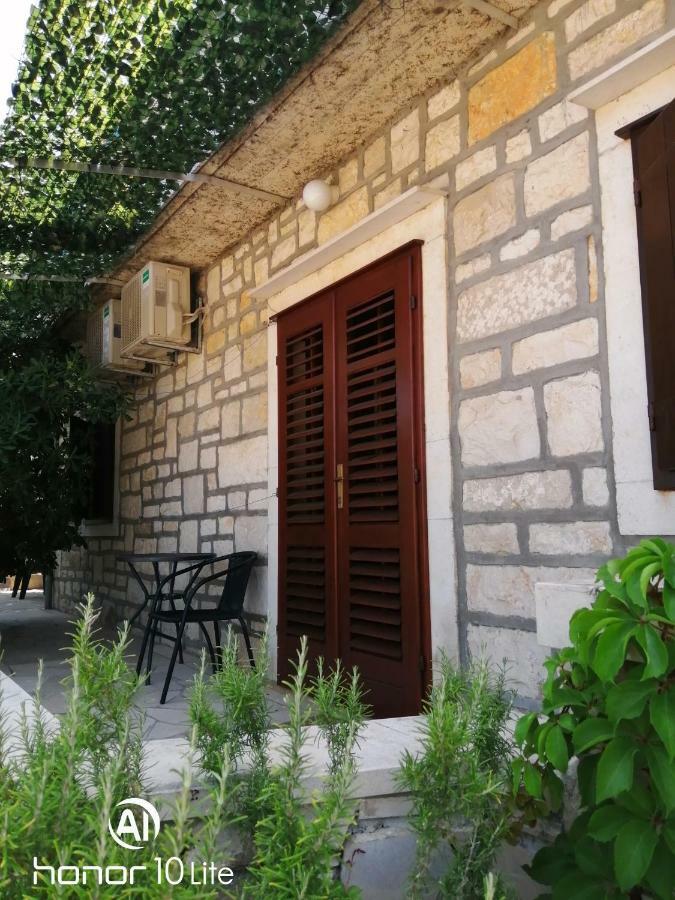 סומרטין Apartment Karmen מראה חיצוני תמונה
